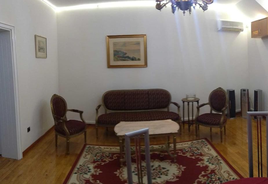 Resident hill resort