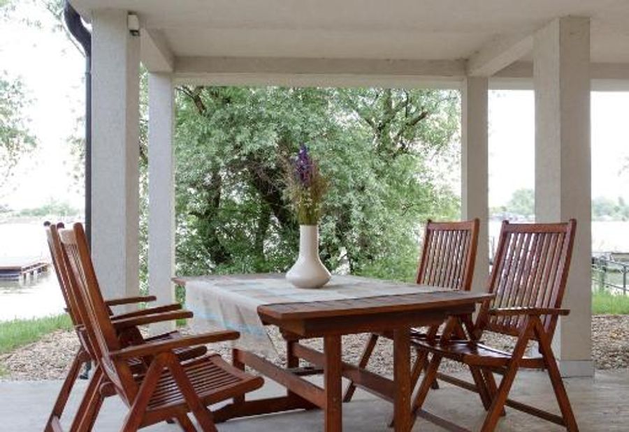 River house Grana