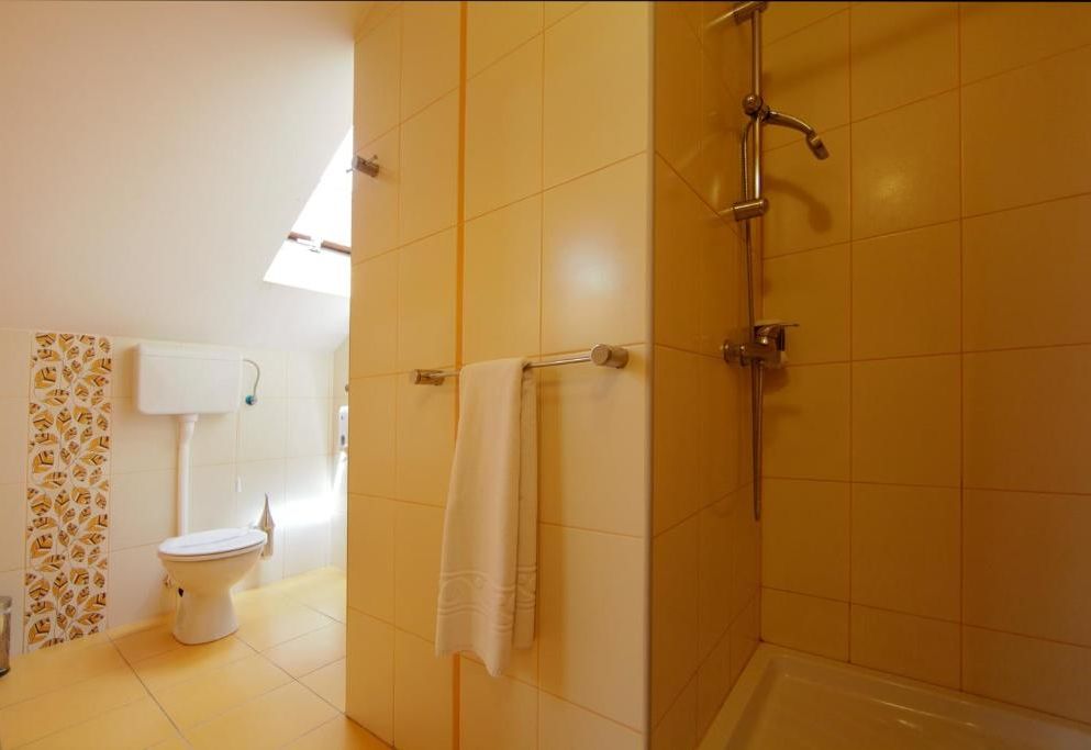 Rooms Konak Mikan