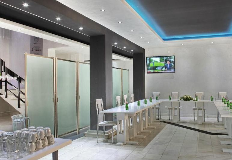 Side One Design Hotel Garni