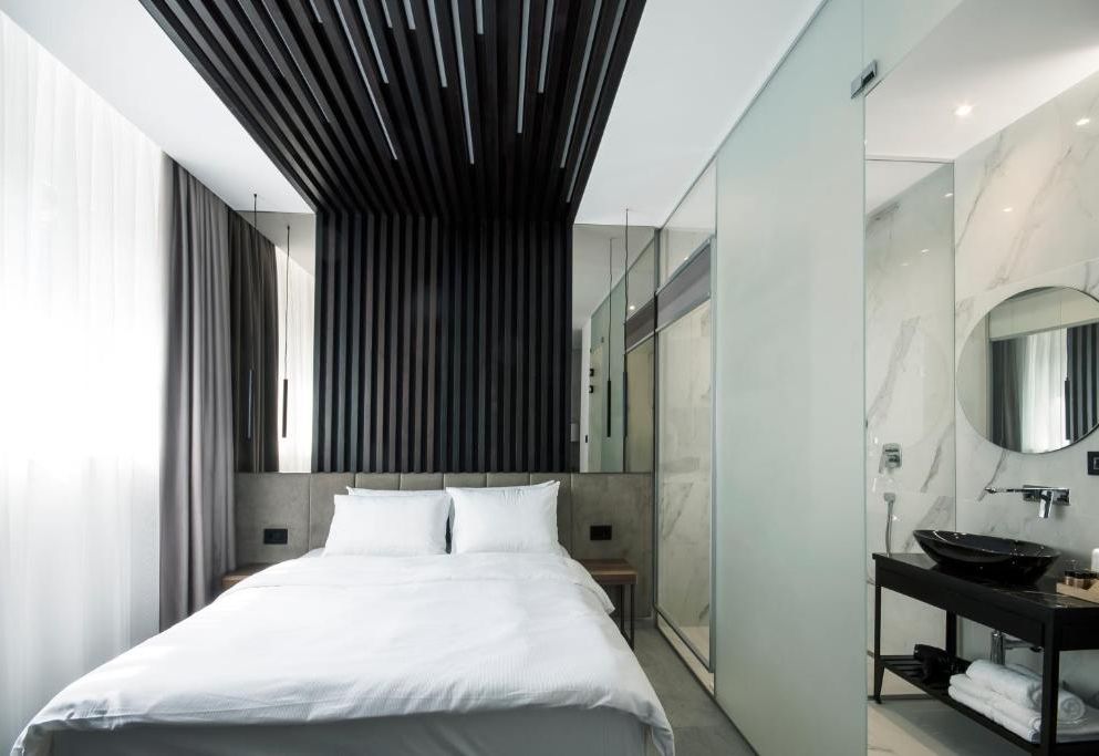 The Location Hotel