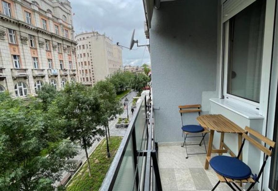 Tommy Apartment