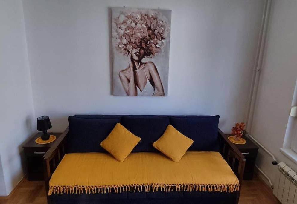 Twenty-one apartman