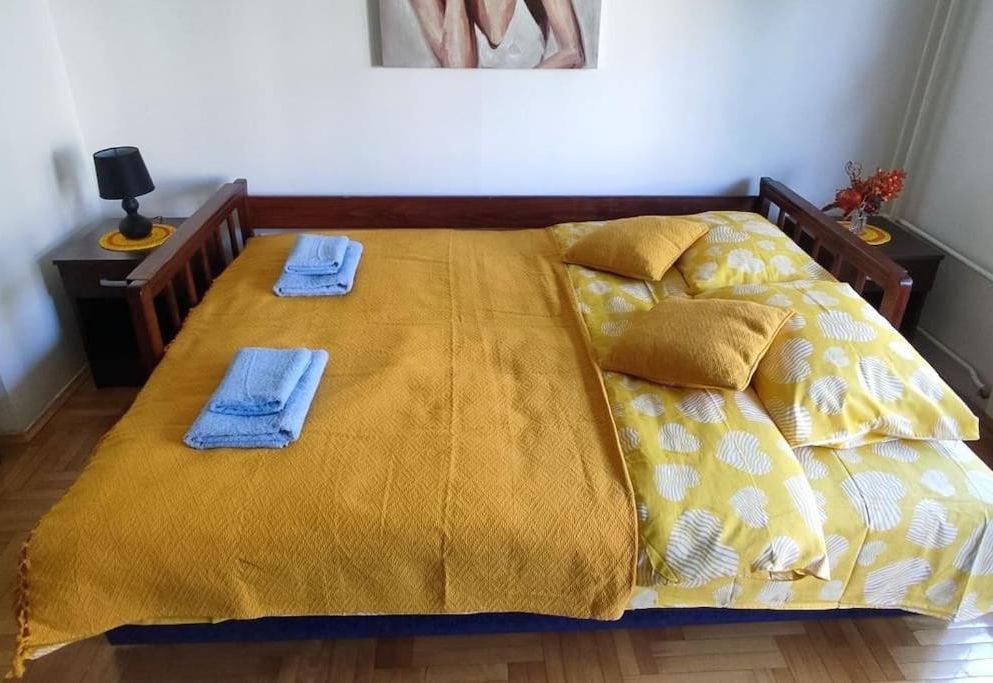 Twenty-one apartman