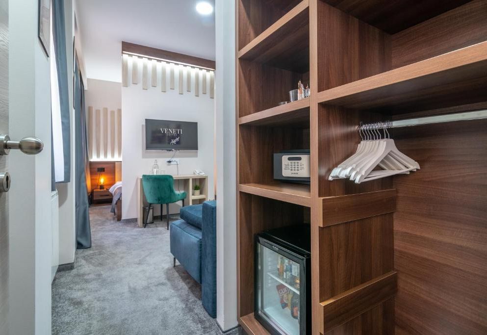 Veneti Suites