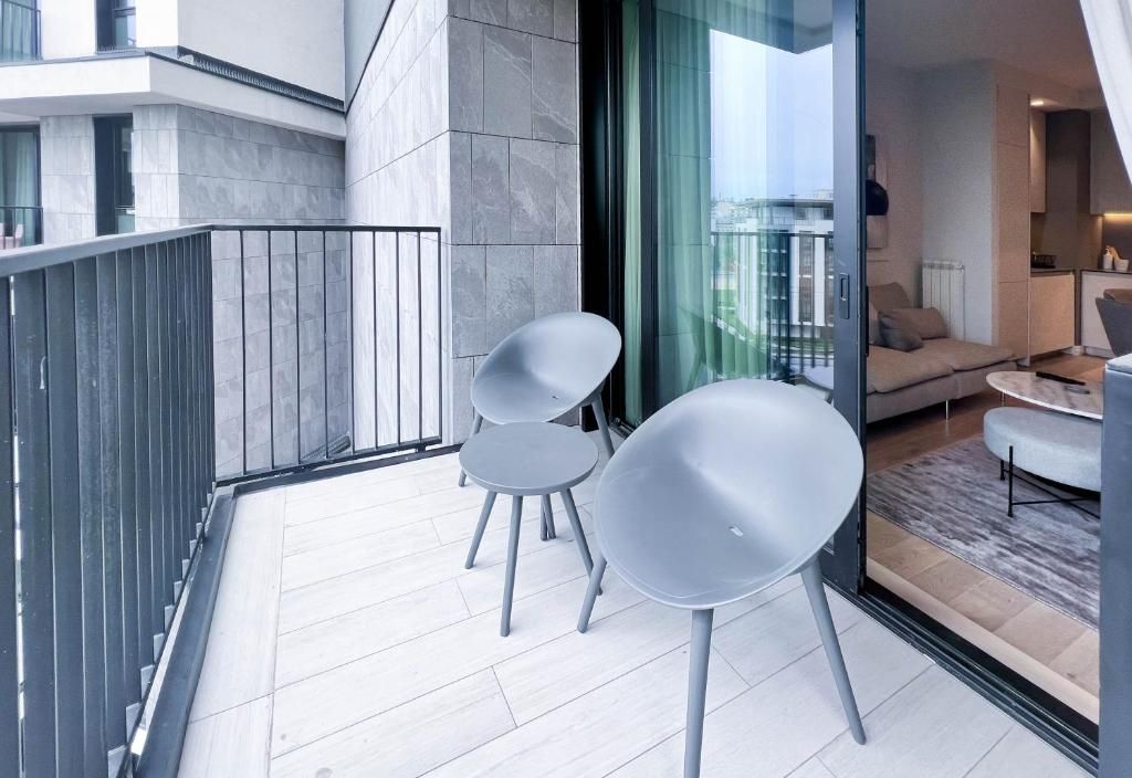 Waterfront Luxury Suites