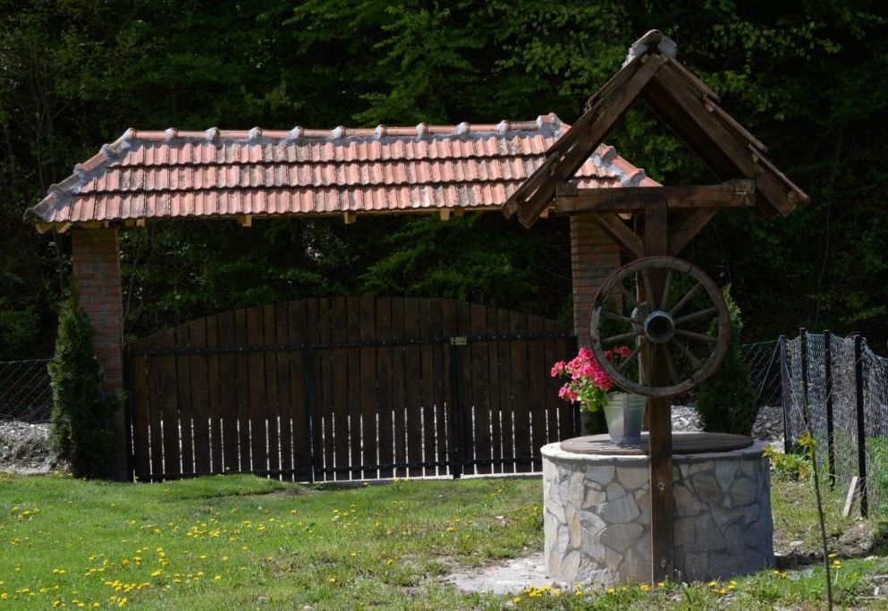 Etno selo Avlija - seosko turističko domaćinstvo