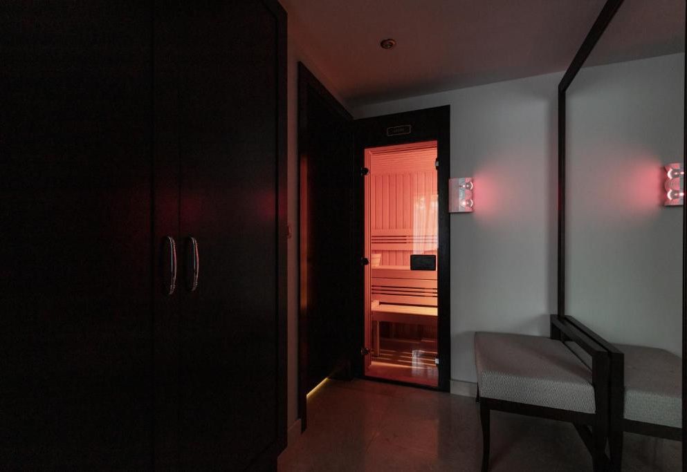 GARNI HOTEL AMI