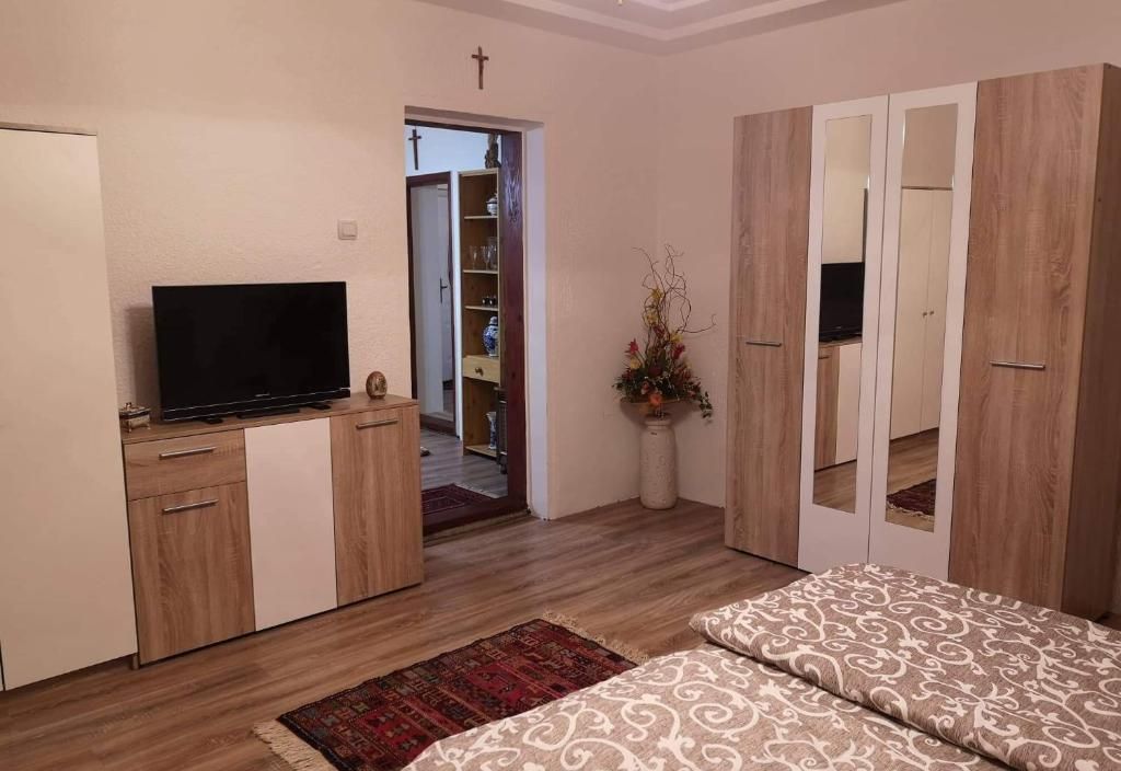 Apartman CUNI