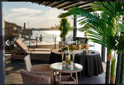 ADA MOMENT Splav- kuca na reci Beograd- Floating House on SAVA RIVER ,Belgrade