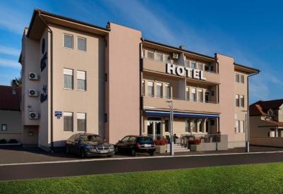Airport Hotel Garni