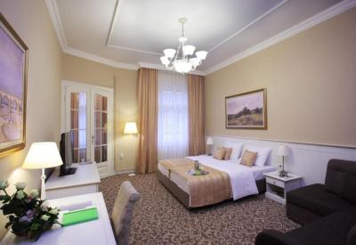 Booking Rooms