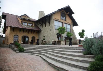 Garni Hotel Chicha - Winery ŠKRBIĆ