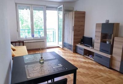Twenty-one apartman