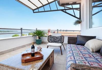 Villa Tower Gardos